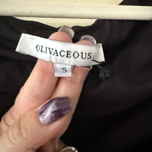 NWT Olivaceous Black Off-Shoulder Stretchy Top, size S - Picture 3 of 7